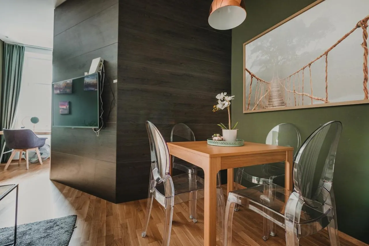 ZEUS Design Apartments Lovely Home Wenen 0*,